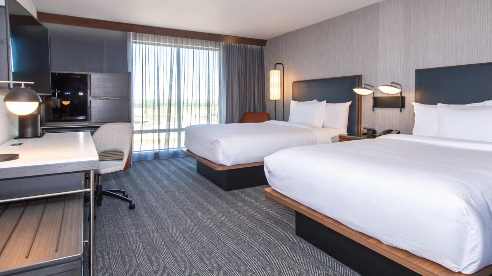 Courtyard By Marriott Bettendorf Bagian luar foto